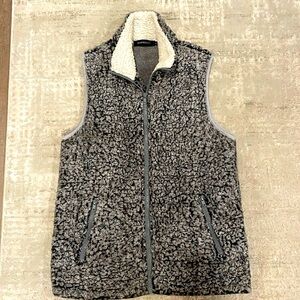 MEROKEETY Women's Sherpa Fleece Zipper Vest with Pockets